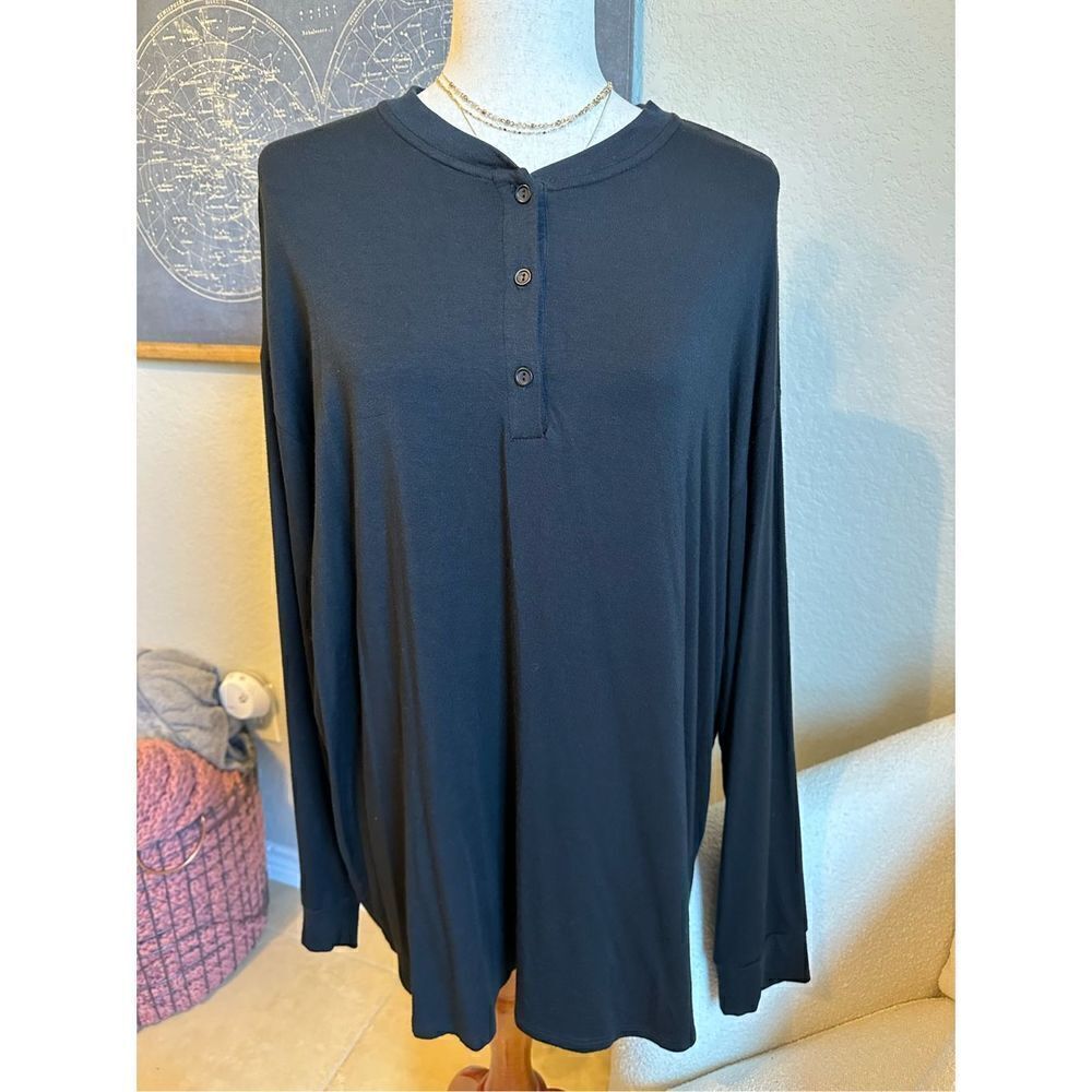 Set Active Sleep Black Henley Stretchy Oversized Lightweight Top Women’s Size S